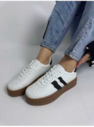 Sneakersy Kapris bianco
